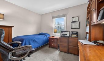 41 Montclair Ave, Airmont, NY 10952