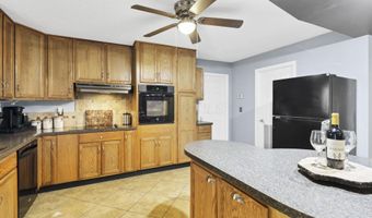 8175 Vore Ridge Rd, Athens, OH 45701