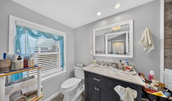 104 N BAY Dr, Dover, DE 19901