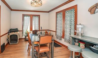2116 Newton St, Akron, OH 44305