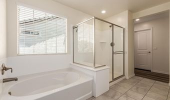 139 E BLUEJAY Dr, Chandler, AZ 85286