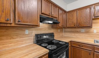 151 Summerwood Dr, Benton, AR 72015
