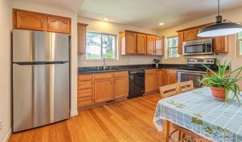 9 Koenig Way, Asheville, NC 28804