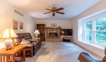 331 SHERINGHAM Dr, Hockessin, DE 19707