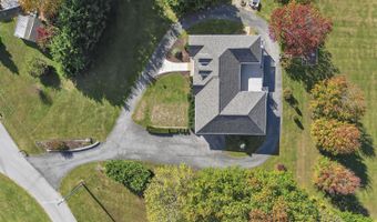 625 NW Locust St, Abingdon, VA 24210