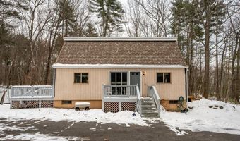87 Edgewater Dr, Barrington, NH 03825