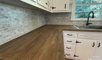 140 Northcrest Dr, Athens, GA 30601