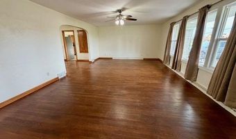 1410 Williams St, Angola, IN 46703