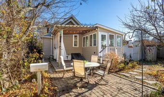 35 James St, Attleboro, MA 02703