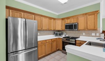 65 Hatteras Way, Barnegat, NJ 08005