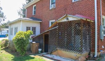 811 Broad St, Altavista, VA 24517