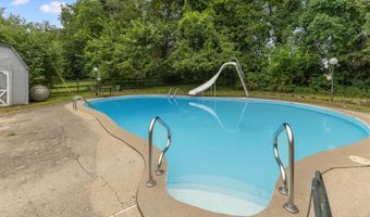 1100 Pappy Cecil Ln, Bardstown, KY 40004