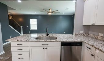 35 Pacolet Ln, Beaufort, SC 29906