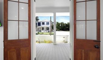 109 COURT St, Bay St. Louis, MS 39520