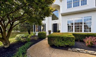 43820 LAUREL RIDGE Dr, Ashburn, VA 20147