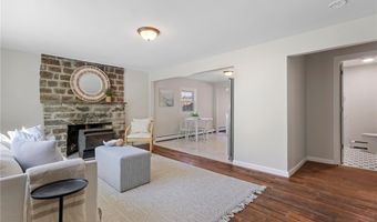 400 Schooner Ave, Jamestown, RI 02835