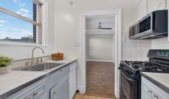 4000 CATHEDRAL Ave NW 842B, Washington, DC 20016