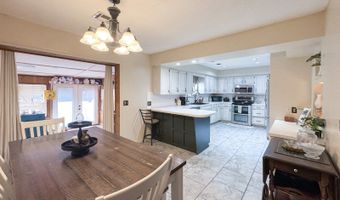 2100 Mockingbird Ln, McAlester, OK 74501