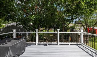 15 Laforge Dr, Coventry, RI 02816