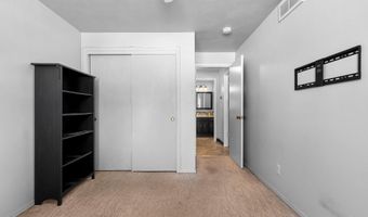 1424 W WEILAND Ln, Appleton, WI 54914