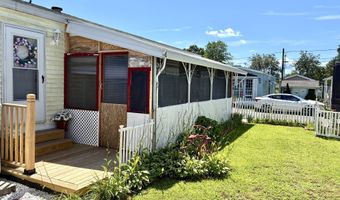 14 Third St, Beacon Falls, CT 06403