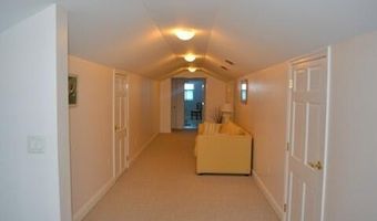 2 Bridge Ave, Bay Head, NJ 08742