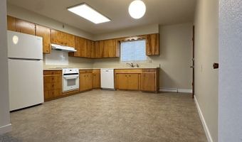 926 926.5 928 Custer Ave, Billings, MT 59102