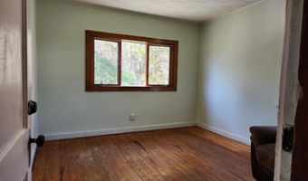 14 Getchell St, Bath, ME 04530