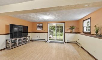 14 Olde Berry Rd, Andover, MA 01810