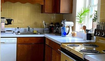 2852 S BUCHANAN St #B2, Arlington, VA 22206