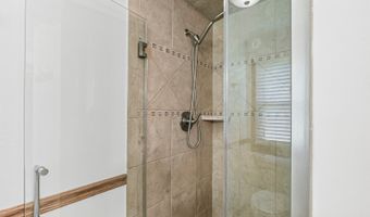 3051 N Huntington Dr, Arlington Heights, IL 60004