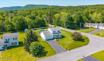50 Whipple Way, Altamont, NY 12009