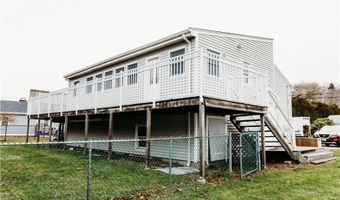 16 Ward Ave, Middletown, RI 02842