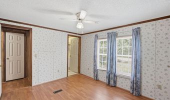 302 Butter Rd, Bonneau, SC 29431