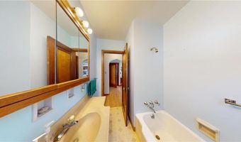 1314 Dunham St, Albert Lea, MN 56007