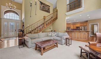 219 Ridgefield St, Bentonville, AR 72712