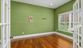 1801 N Dewey St, Auburn, IN 46706