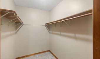 14566 Kerry St NW, Andover, MN 55304