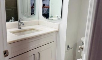 7401 WESTLAKE Ter 112, Bethesda, MD 20817