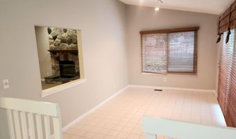 1660 Pond Shore Dr, Ann Arbor, MI 48108