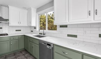 1203 Old Bridge Ln 1203, Bellingham, MA 02019