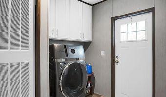 317 Pooshee Plantation Way, Bonneau, SC 29431