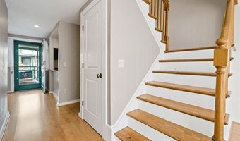 40 Web Ave 221, North Kingstown, RI 02852