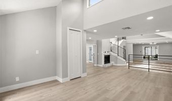 200 ALPINE St, Altamonte Springs, FL 32701