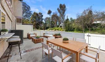 6515 E Circulo Dali, Anaheim, CA 92807