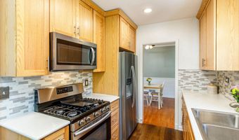 3425 Woodland St, Ames, IA 50014