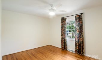 88 Gibson Rd, Asheville, NC 28804