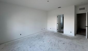 10915 Bop Ln, Adkins, TX 78101