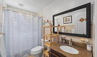 103 Nassau Dr, Albertson, NY 11507