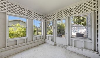 19 Shepard Ave, Akron, NY 14001